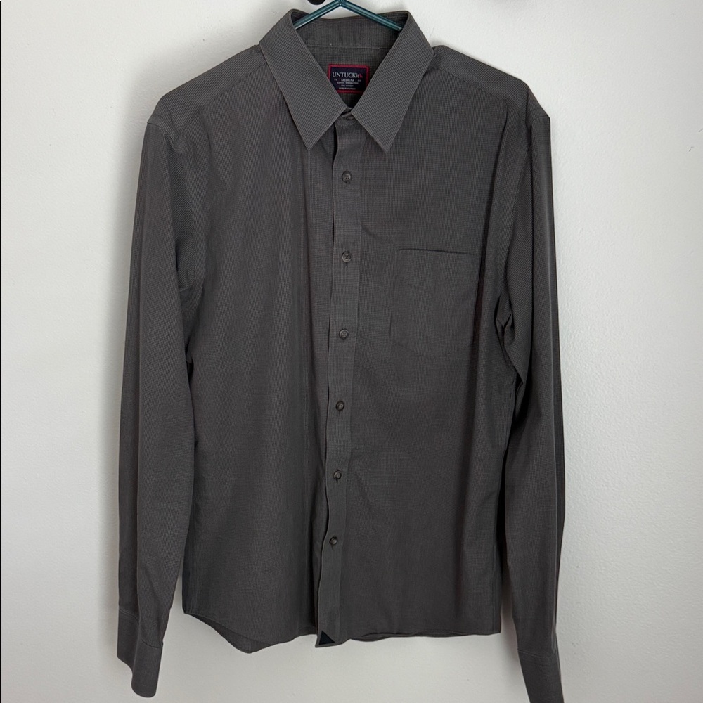 UNTUCKit Charcoal Button Down Shirt. Slim Fit.  Wrinkle Free.
